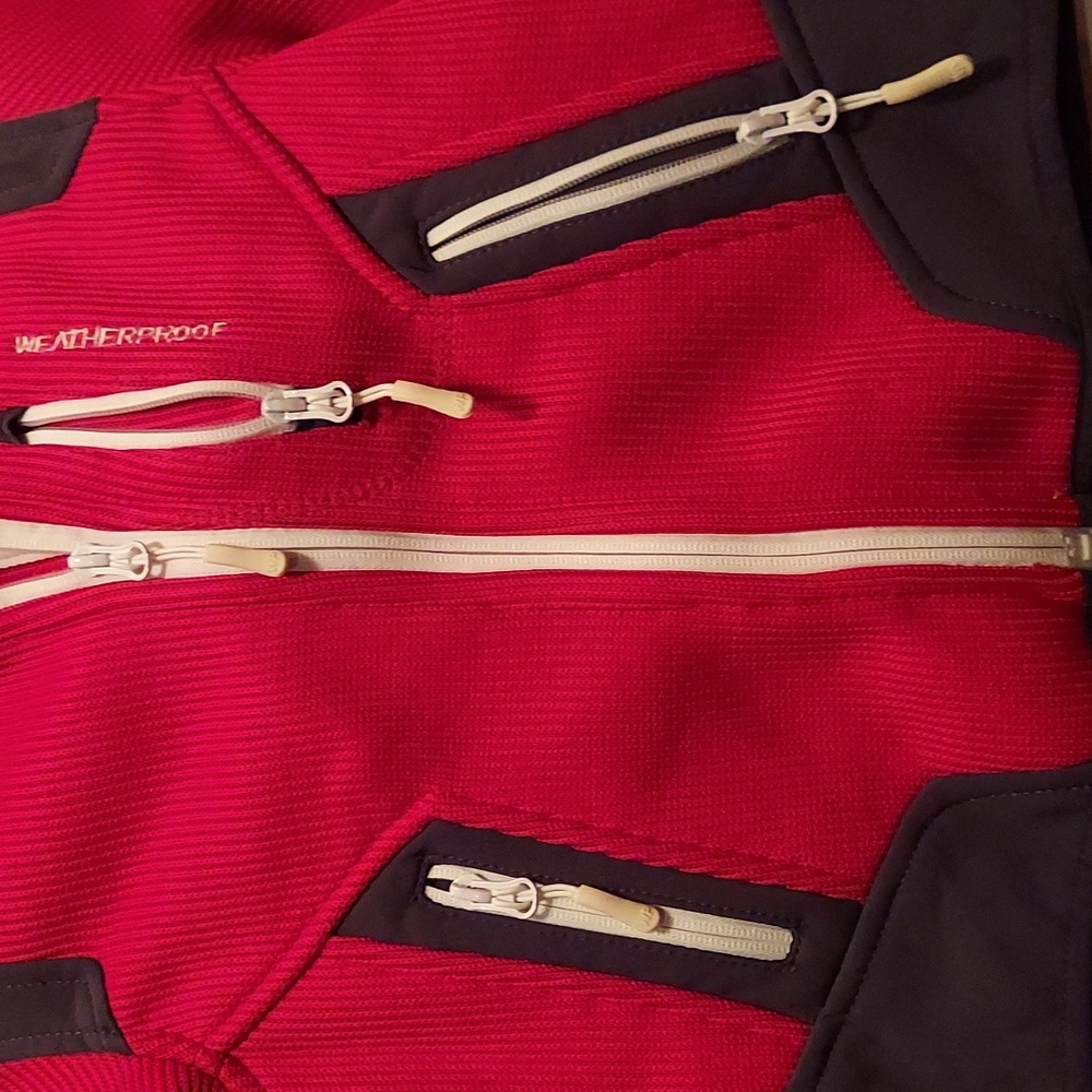Boy's Weatherproof jacket - Picture 2 of 8